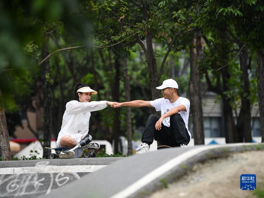 中福爆机前是红还是黑